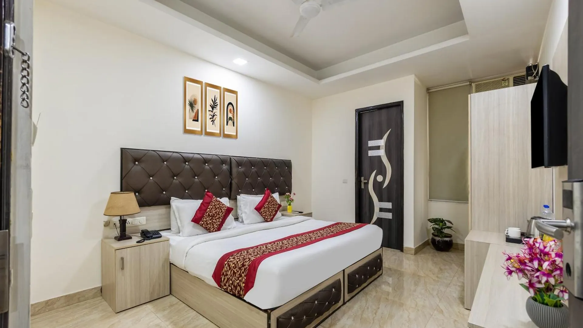 Kabul Hotel By Nexhub Palace - Medanta غورغاون