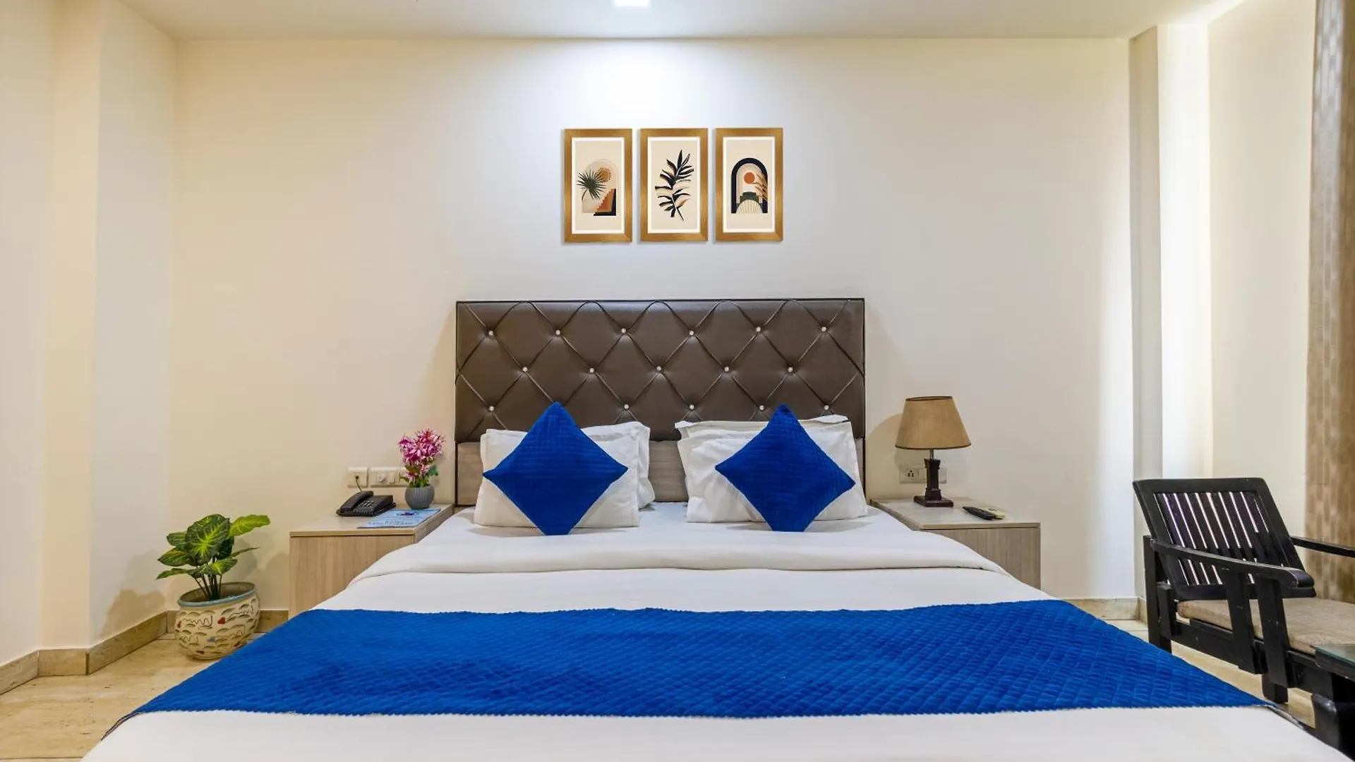 Kabul Hotel By Nexhub Palace - Medanta غورغاون 3*,  الهند