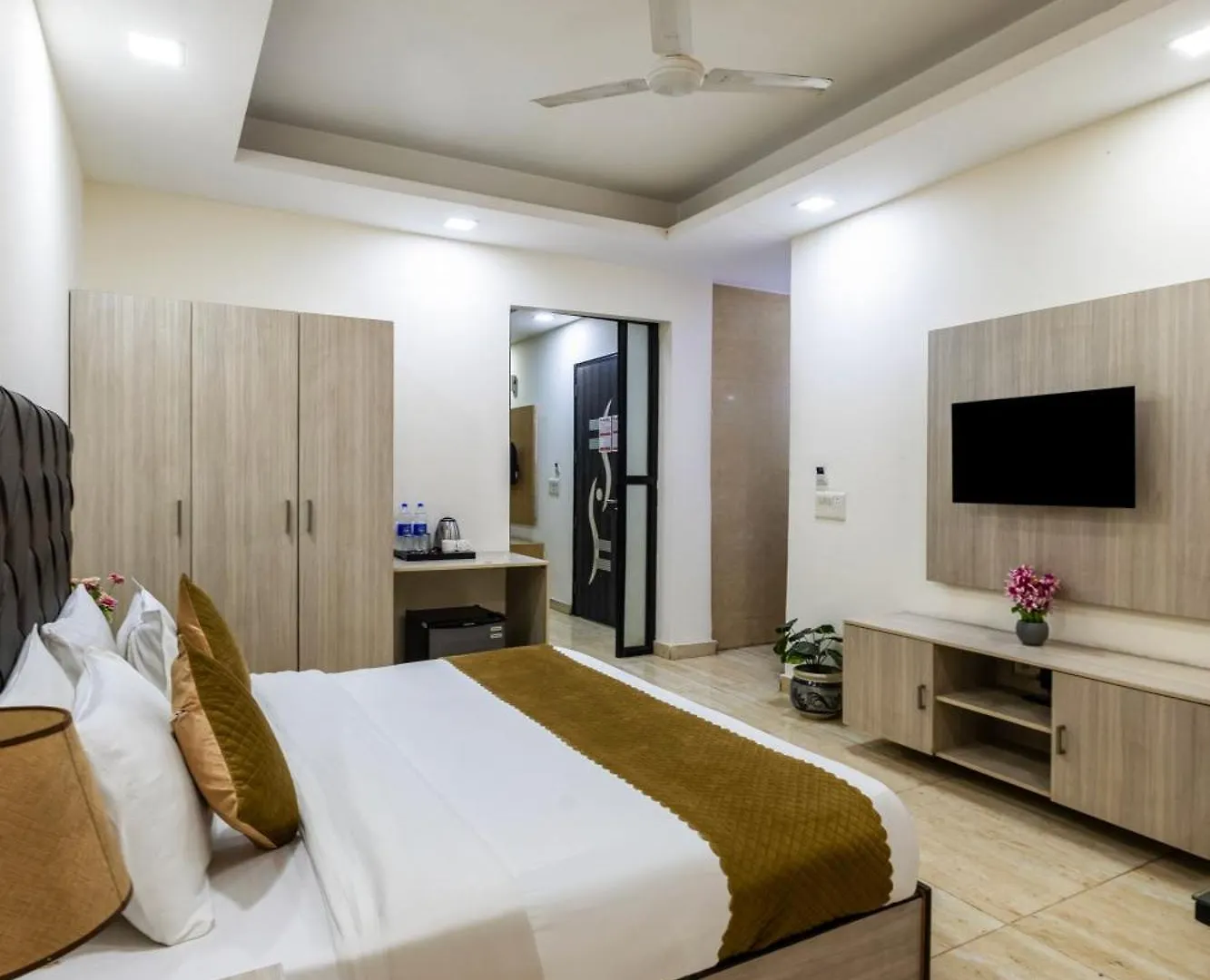 ***  Kabul Hotel By Nexhub Palace - Medanta غورغاون الهند