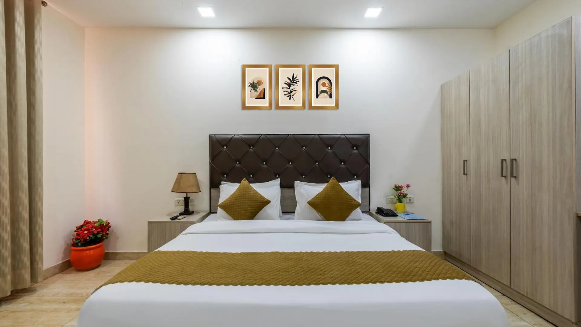 Kabul Hotel By Nexhub Palace - Medanta Gurgaon 3*,