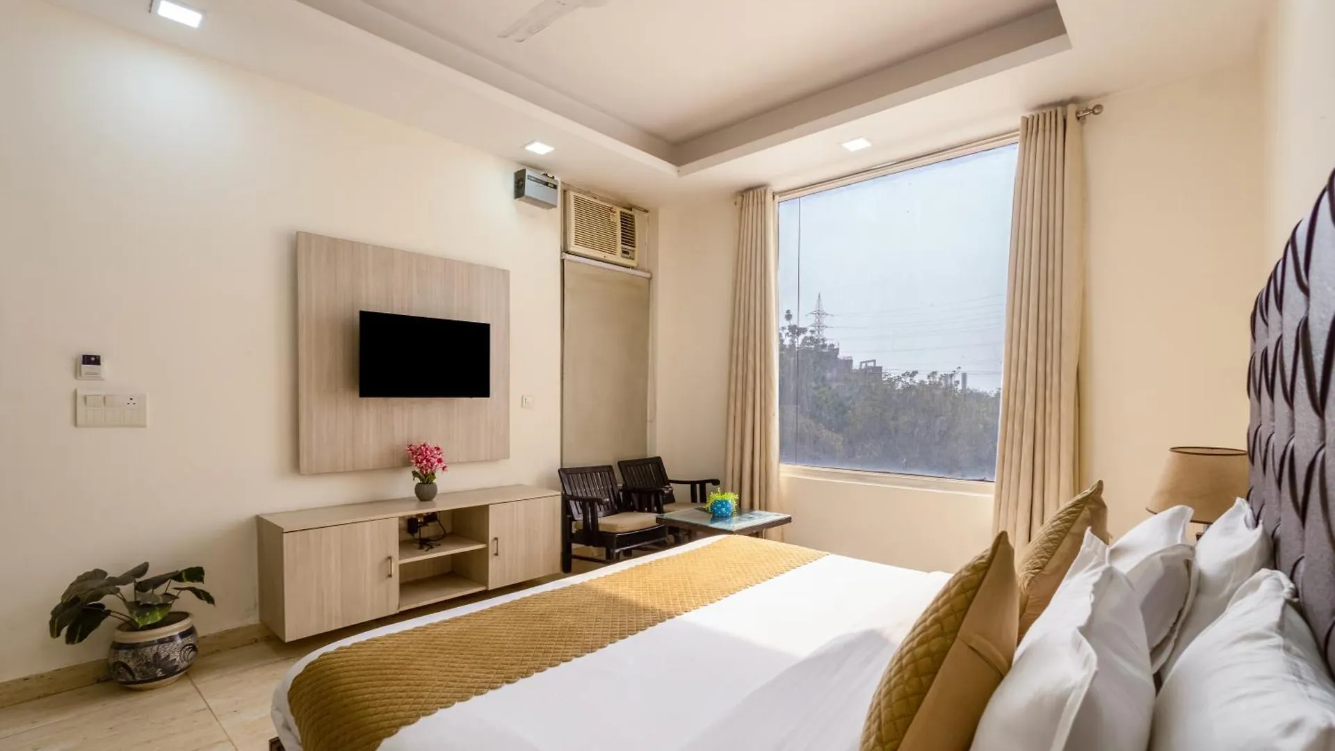 Kabul Hotel By Nexhub Palace - Medanta Gurgaon