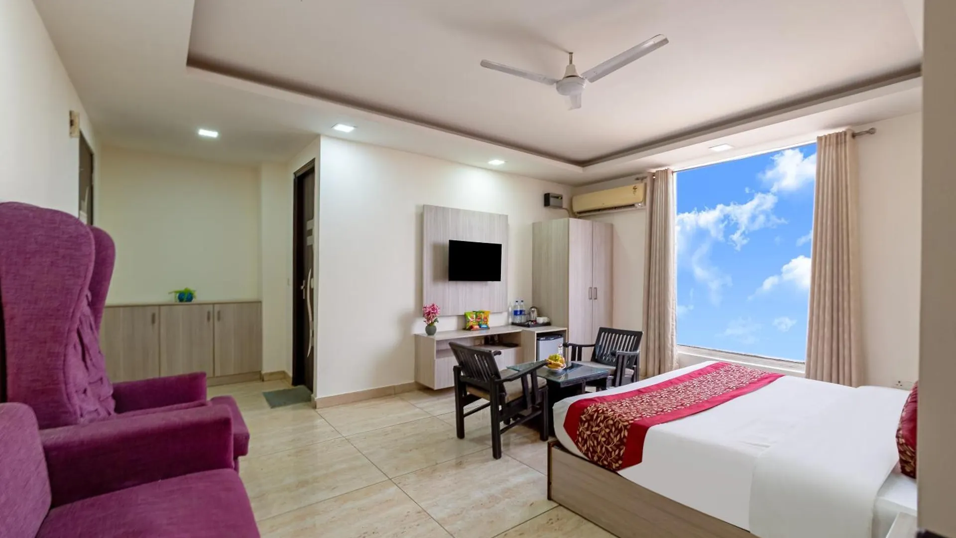 ***  Kabul Hotel By Nexhub Palace - Medanta Gurgaon India